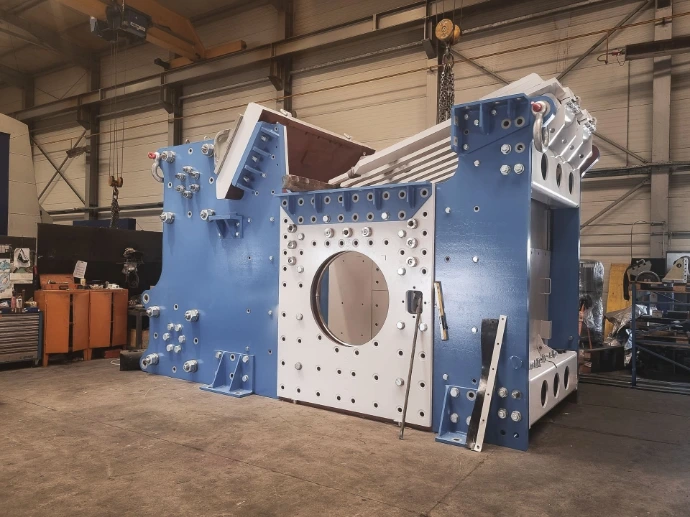 Steinbrecher für eine Goldmine in der Werksmontage – Lohnfertigung Lohmann Engineering